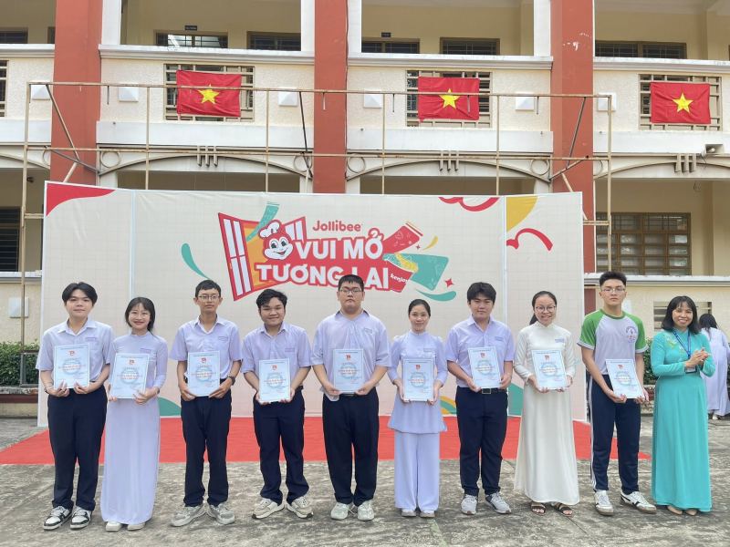 Trường THPT Võ Minh Đức - Bình Dương