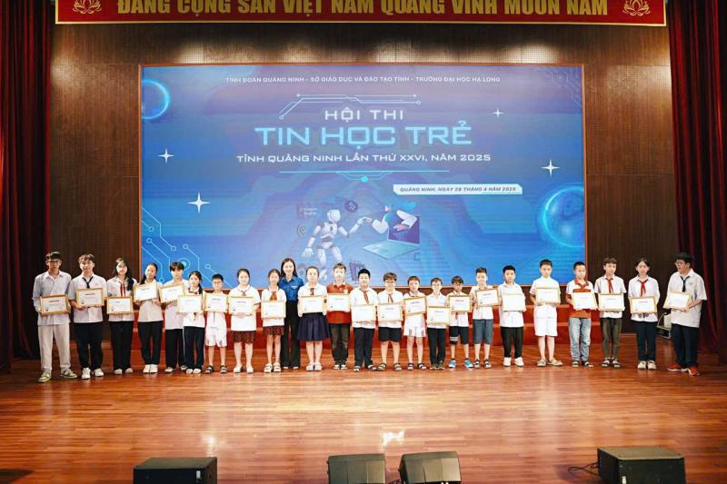 Trường Tiểu học Bãi Cháy