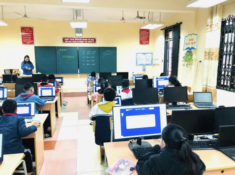 Trường Tiểu học Bình Phú A