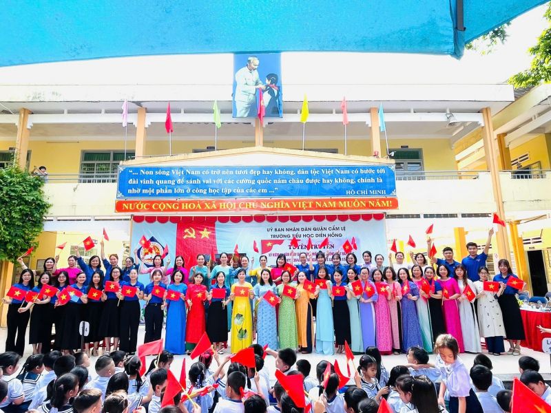 Trường Tiểu học Diên Hồng