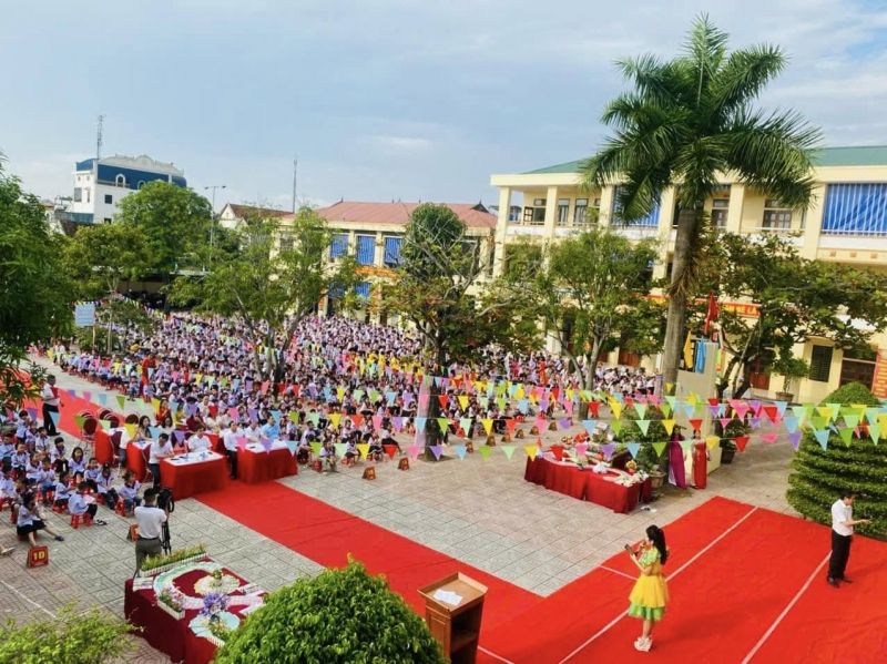 Trường Tiểu học Diễn Hồng