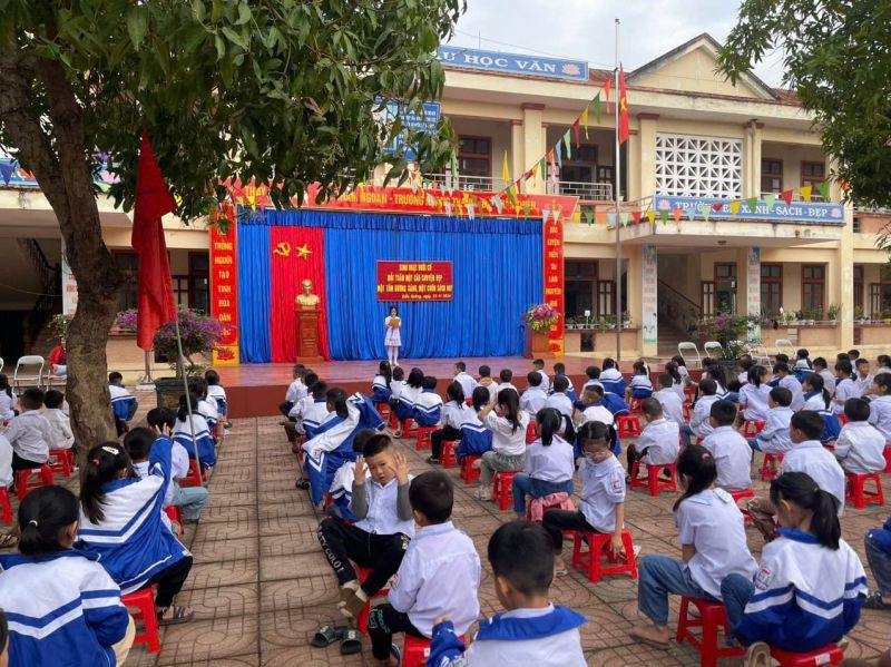 Trường tiểu học Diễn Quảng