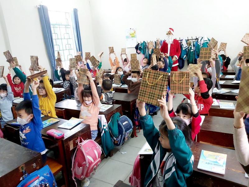 Trường tiểu học Đinh Tiên Hoàng