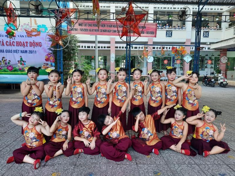 Trường tiểu học Lê Văn Tám