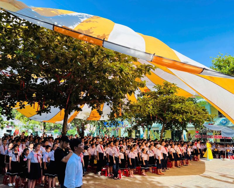Trường Tiểu học Lê Văn Tám