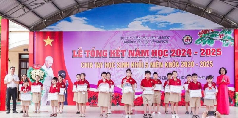 Trường Tiểu Học Lê Văn Tám