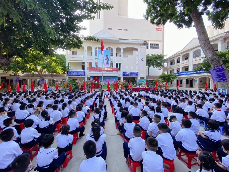 Trường Tiểu học Lộc Thọ