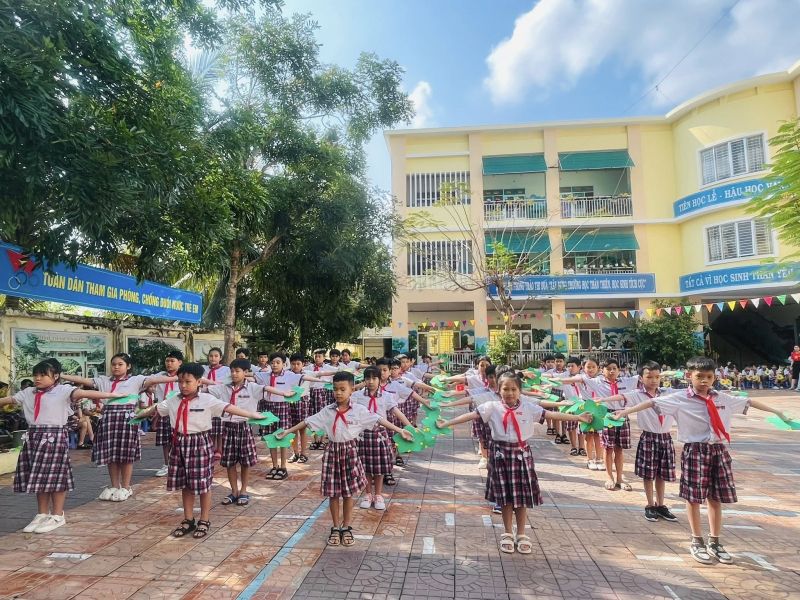 Trường Tiểu học Long Hoà 1