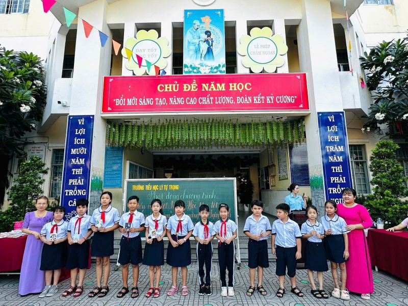 Trường Tiểu học Lý Tự Trọng
