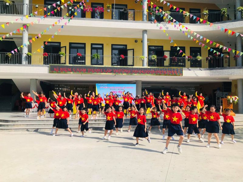 Trường Tiểu học Lý Tự Trọng