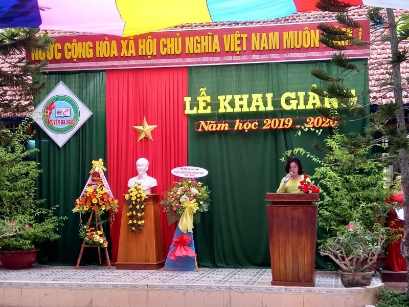 Trường Tiểu Học Nguyễn Bá Ngọc