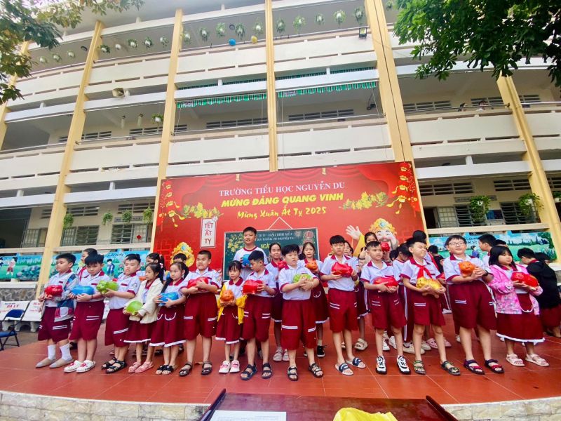 Trường Tiểu Học Nguyễn Du