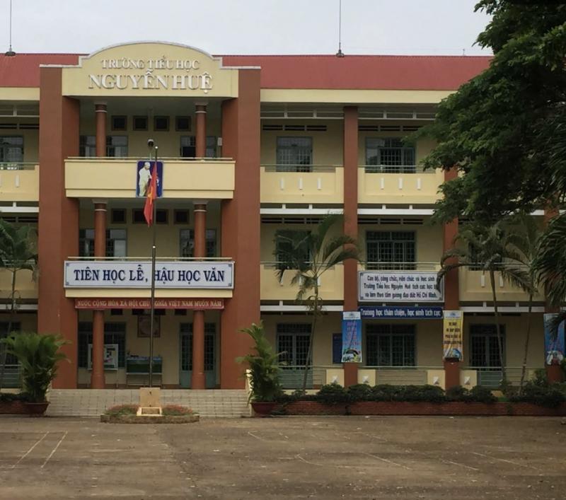 Trường Tiểu học Nguyễn Huệ