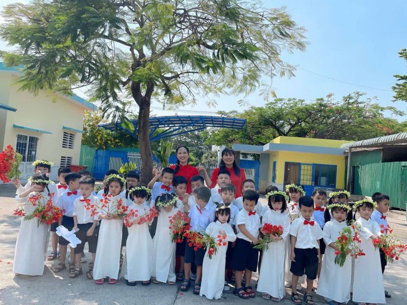 Trường Tiểu học Phù Đổng