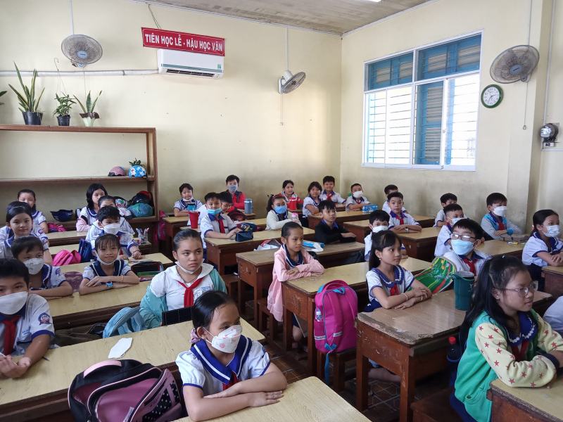 Trường Tiểu Học Phú Lợi