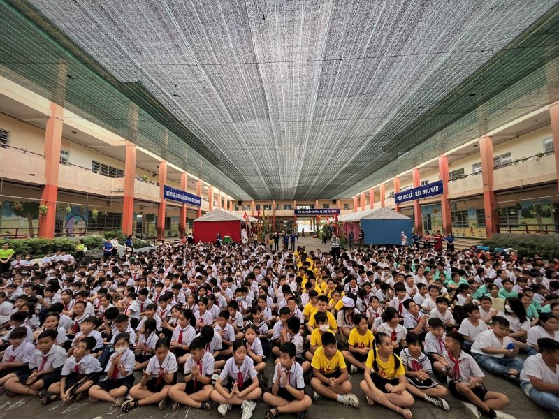 Trường Tiểu học Phú Long