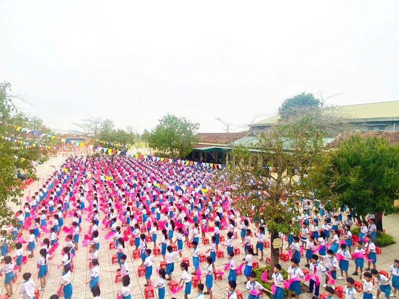 Trường Tiểu học Quỳnh Giang