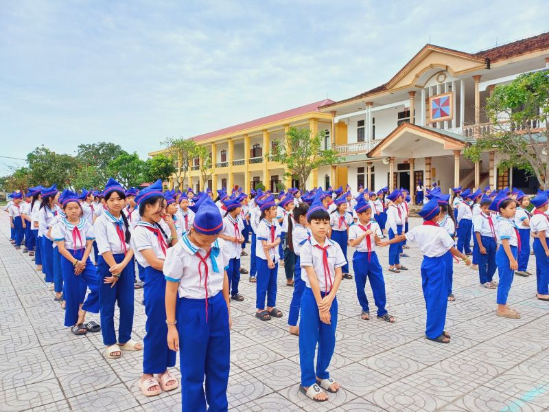 Trường Tiểu học Quỳnh Yên