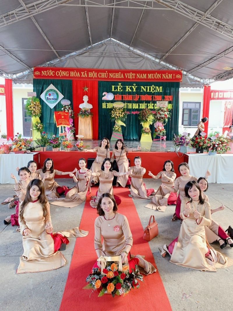 Trường Tiểu Học Sơn Phong