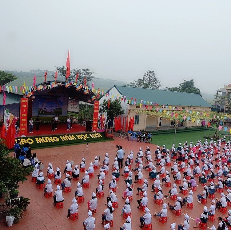 Trường tiểu học Sông Lô