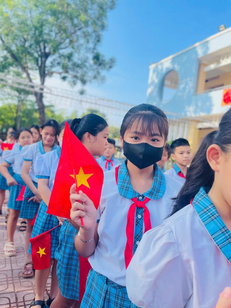 Trường Tiểu học Sông Mây
