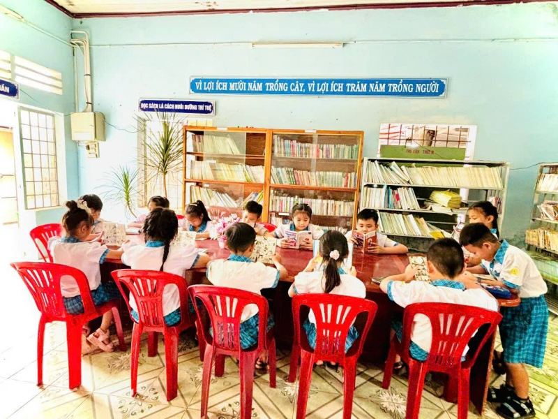 Trường Tiểu học Sông Mây