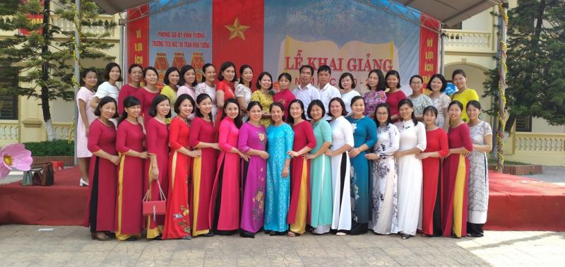 Trường tiểu học thị trấn Vĩnh Tường