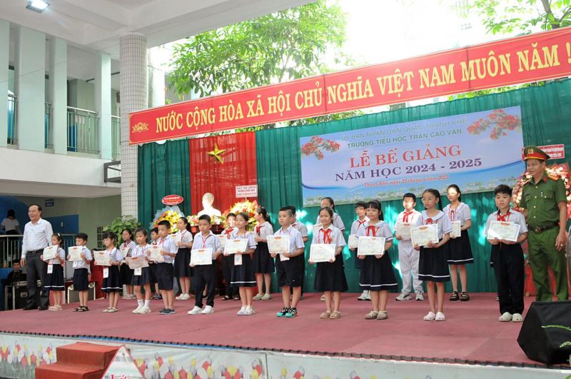 Trường Tiểu học Trần Cao Vân