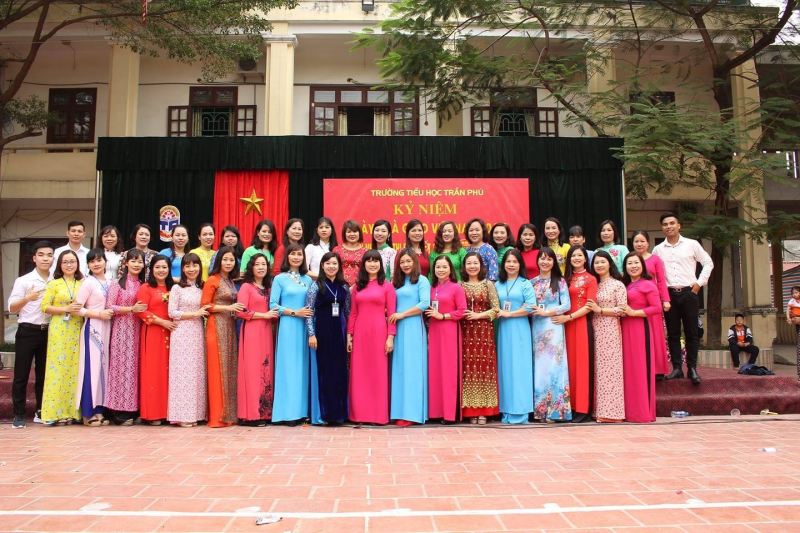Trường Tiểu học Trần Phú