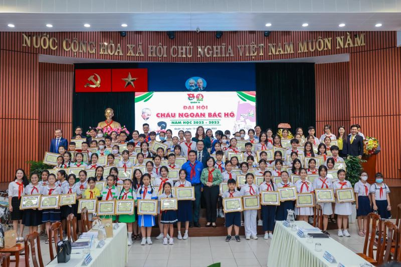 Trường Tiểu học Trần Quang Cơ