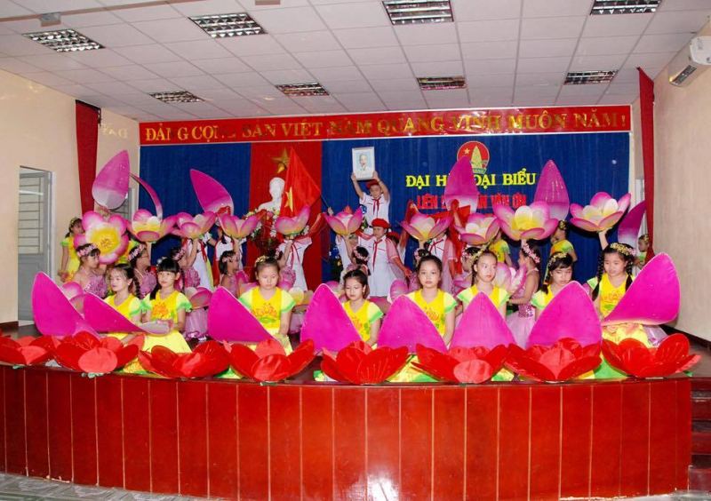 Trường tiểu học Trần Văn Ơn