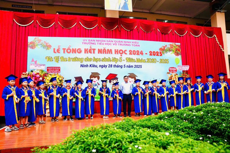 Trường Tiểu học Võ Trường Toản