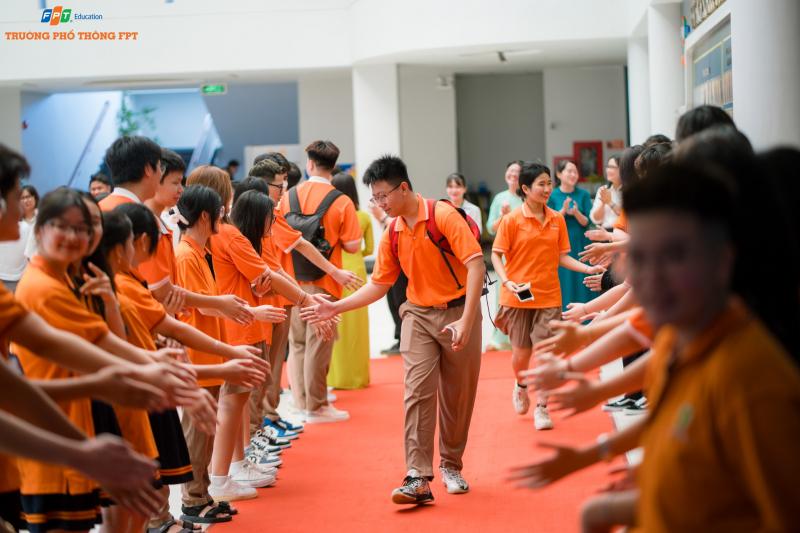 Trường Trung học Phổ thông FPT