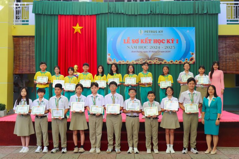Trường Trung - Tiểu Học Pétrus Ký