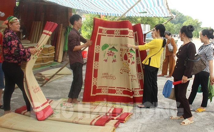 Tục 