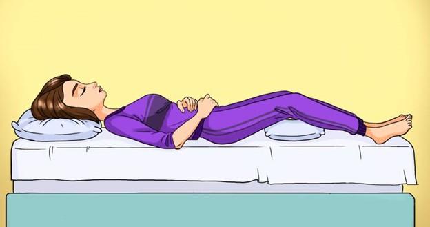 Nằm ngửa khi ngủ sẽ giảm đau cổ và lưng trên