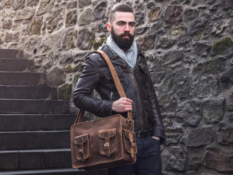 Túi xách hình hộp (Grown Up Satchels)