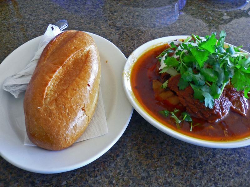 Tuk Tuk - Gỏi Đu Đu Thái & Phá Lấu