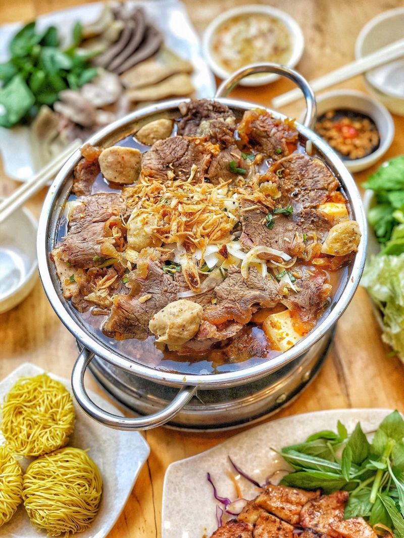 Lẩu bò Thằng Đậu