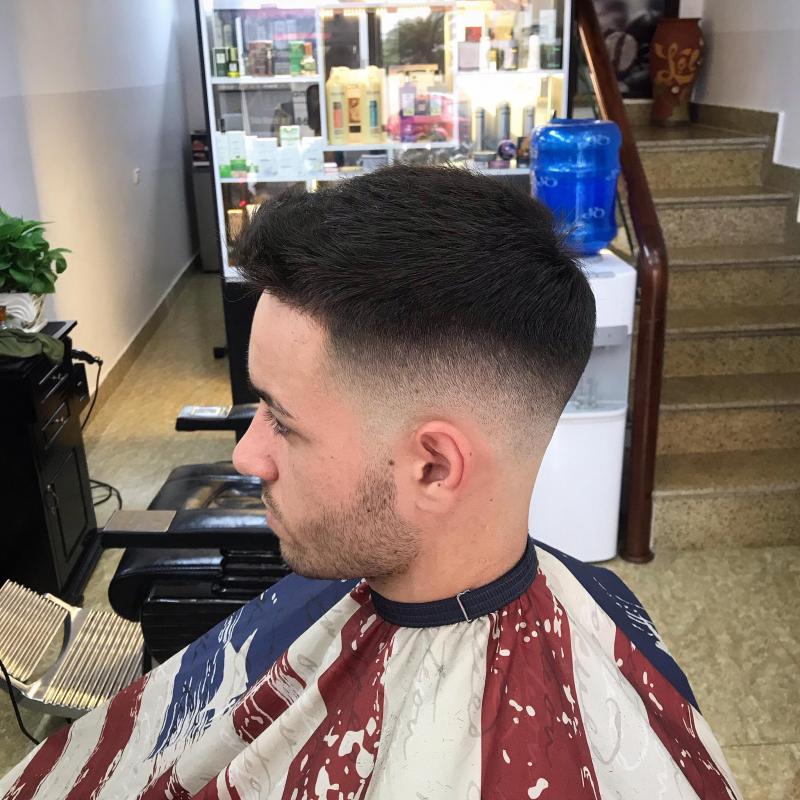 Tùng Nguyễn Barbershop