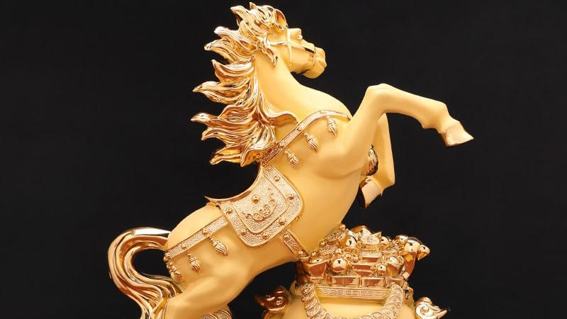 Tượng ngựa gỗ cho người tuổi Ngọ