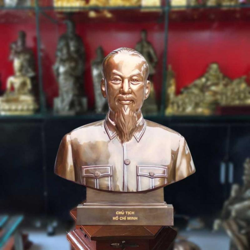 Tượng Bác Hồ