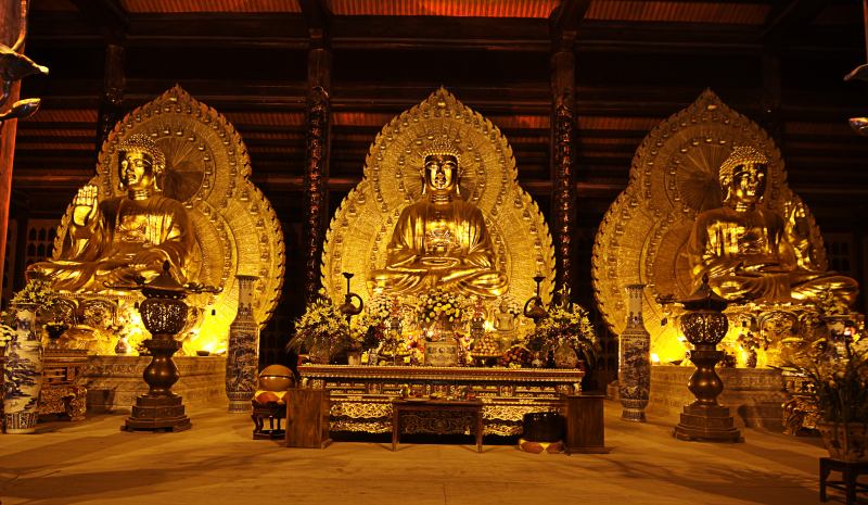 Tượng Phật Thích Ca thuộc chùa Bái Đính, tỉnh Ninh Bình