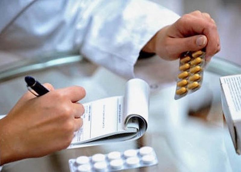 Trước khi sử dụng kiểm tra lại hạn sử dụng ghi trên vỏ sản phẩm