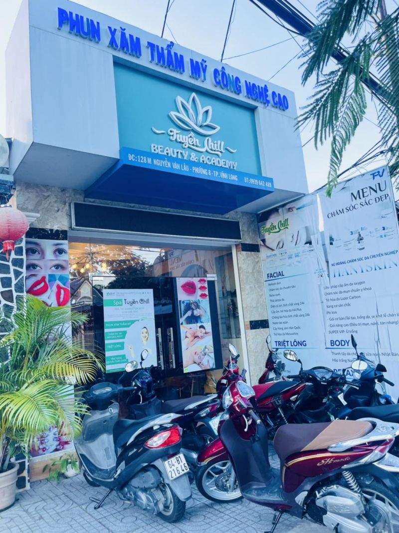 Tuyền chill spa