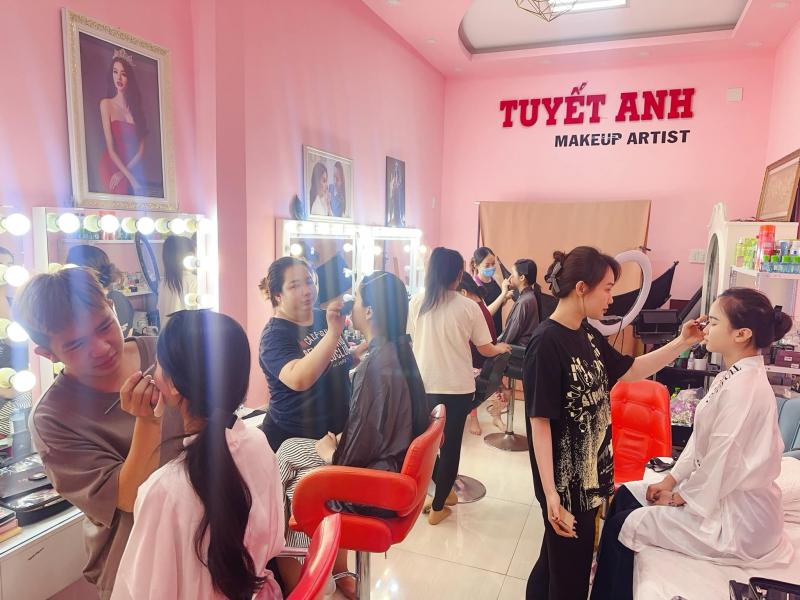 Tuyết Anh Makeup