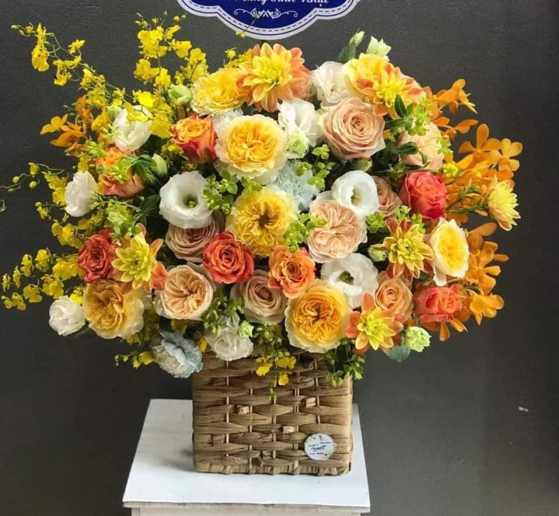 Tuyết Flowers Events
