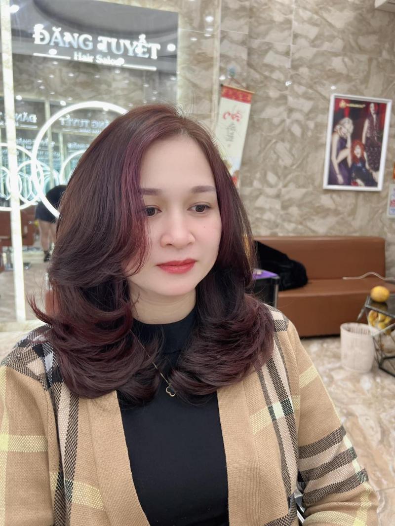 Tuyết Tuyết Hairsalon