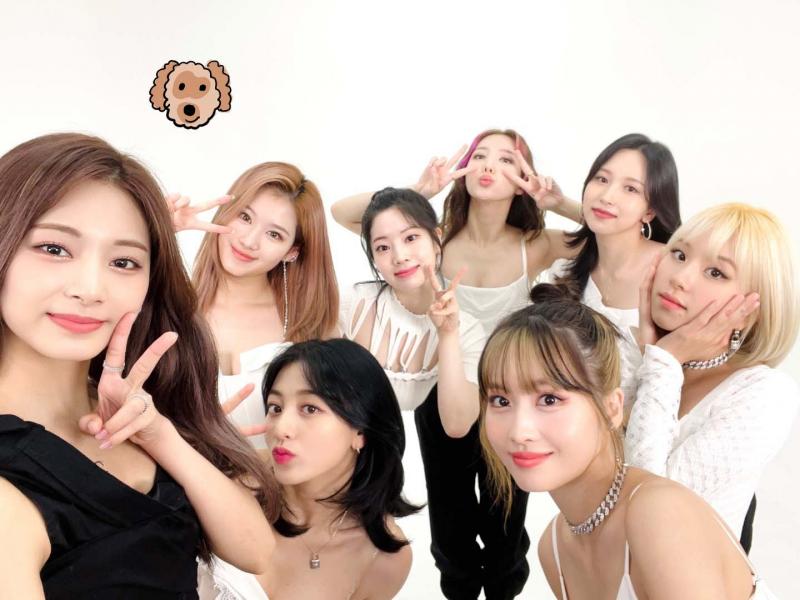Các thành viên nhóm TWICE