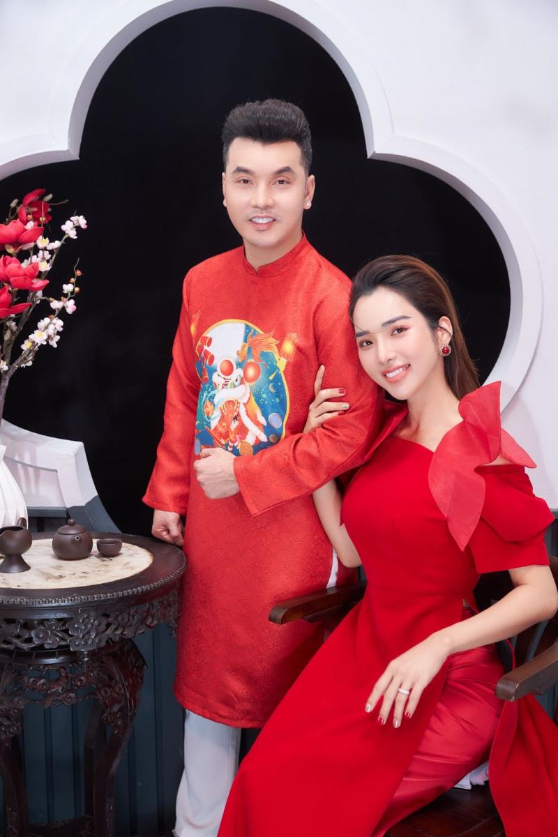 Ưng Hoàng Phúc - Kim Cương